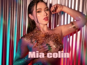 Mia_colin